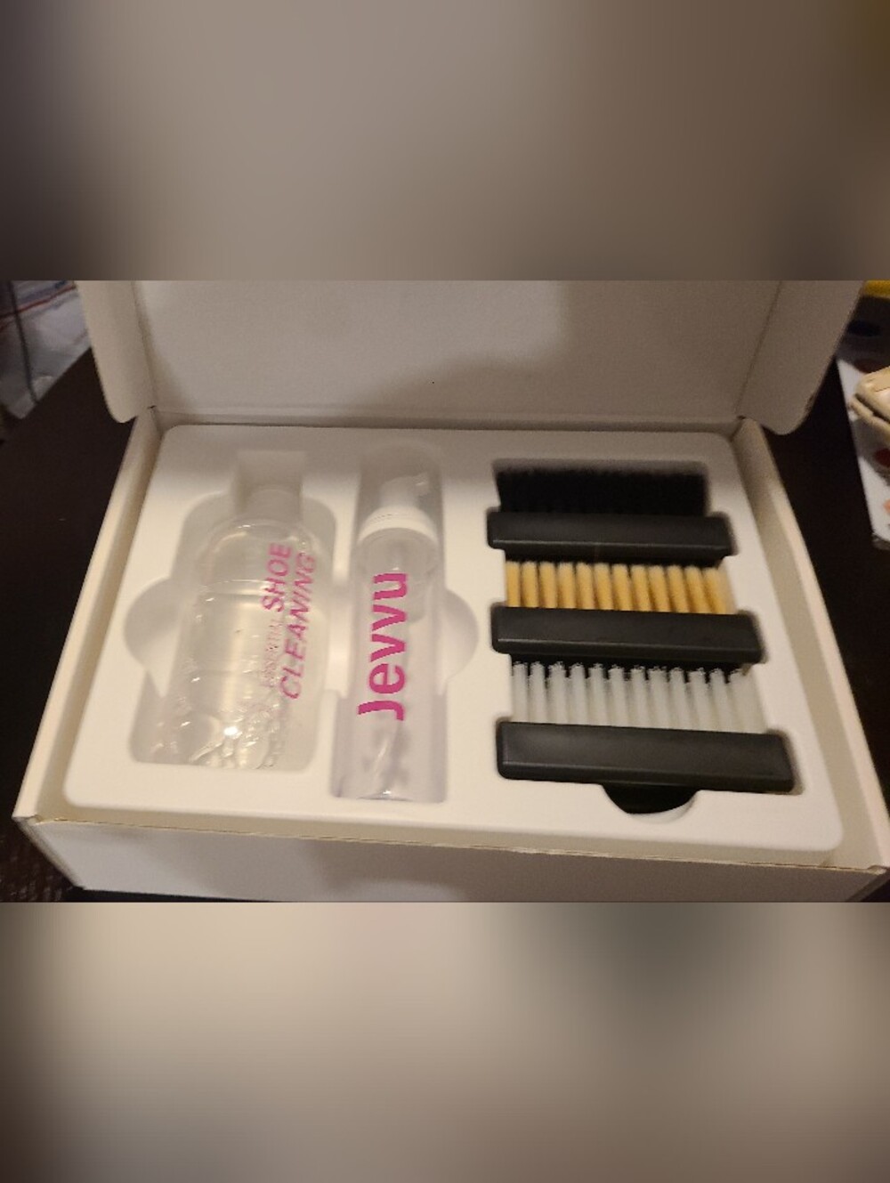 New In Box Jevvu Essential Shoe Cleaning Kit — White & Cream